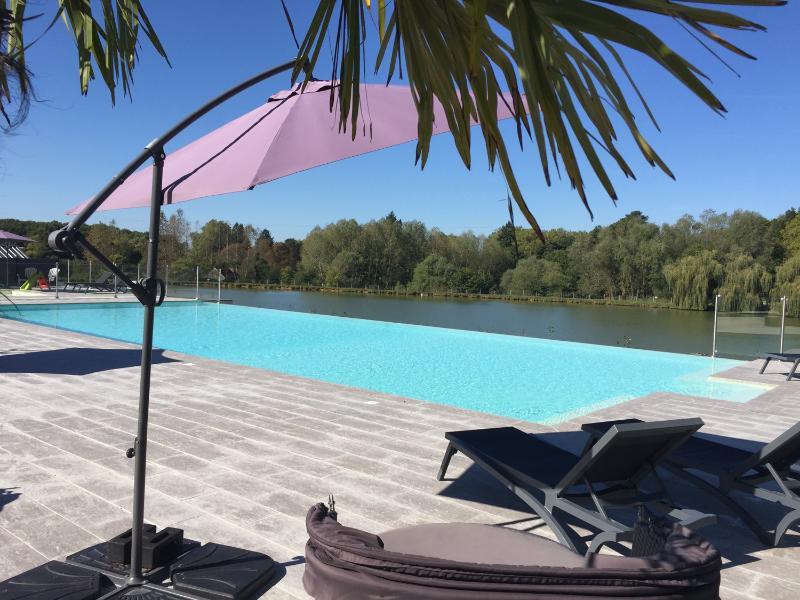 Hotel Le Camping Grand Cerf Gimouille Exterior foto